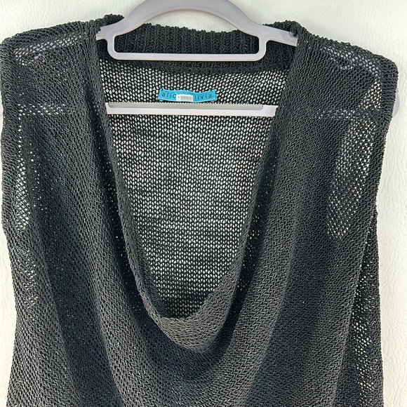 Alice + Olivia Fishnet Loose Knit Linen Top - Picture 2 of 9